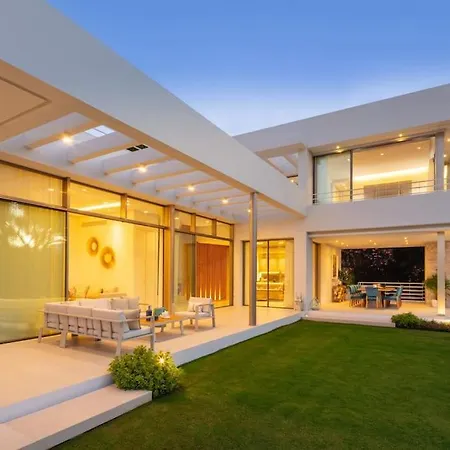 Villa Amazing Modern Located Mins From Rdr234 *